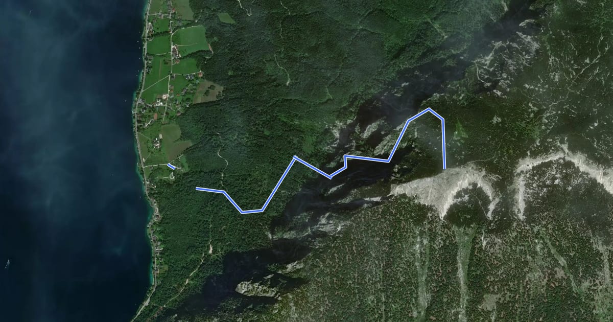 Маршрут Wanderweg 821 на спутниковом снимке