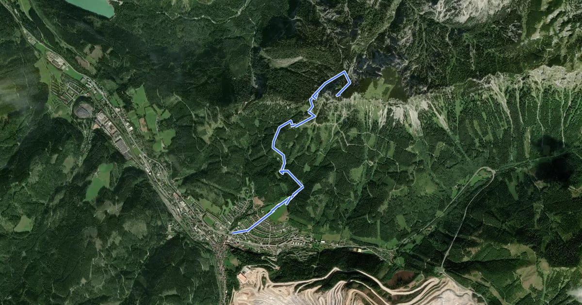 Маршрут Wanderweg 825 на спутниковом снимке
