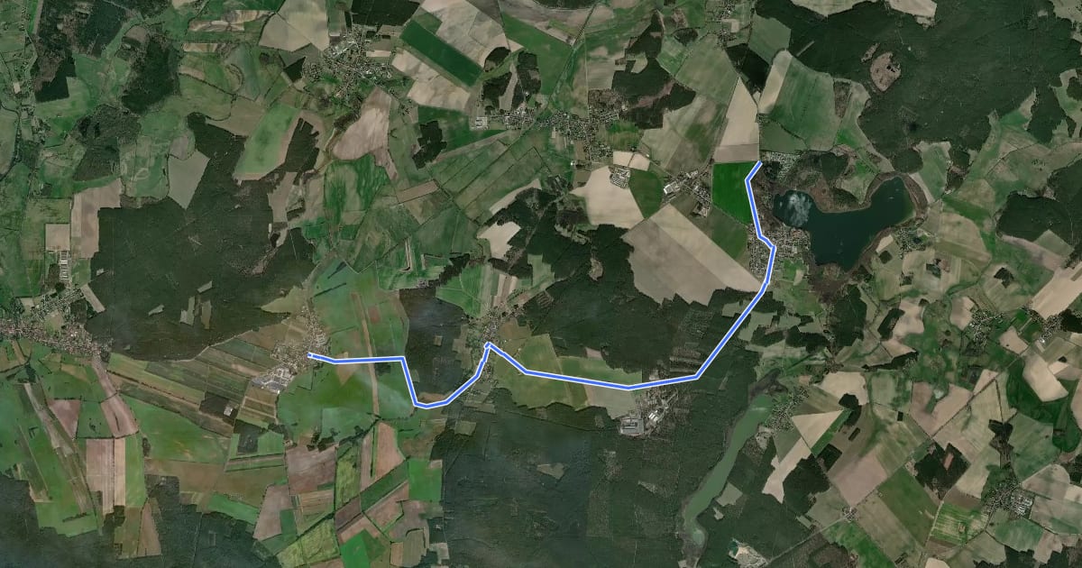 Маршрут Wanderweg Dürrenhofe-Krugau-Groß Leuthen на спутниковом снимке