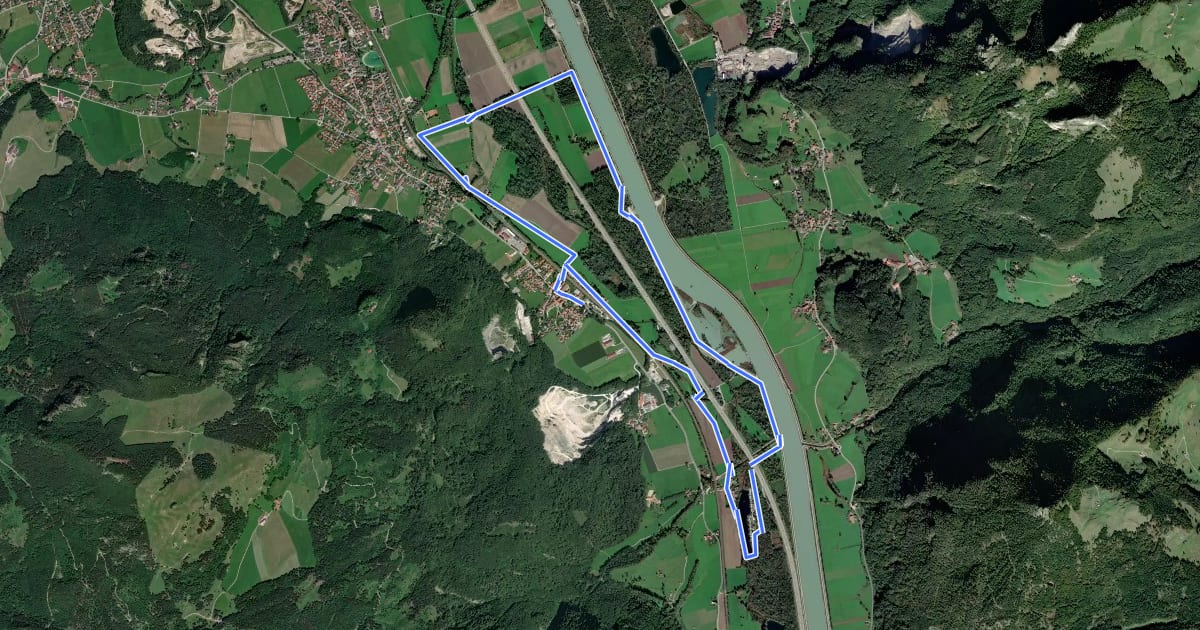 Маршрут Wanderweg FL2 - Flintsbach на спутниковом снимке