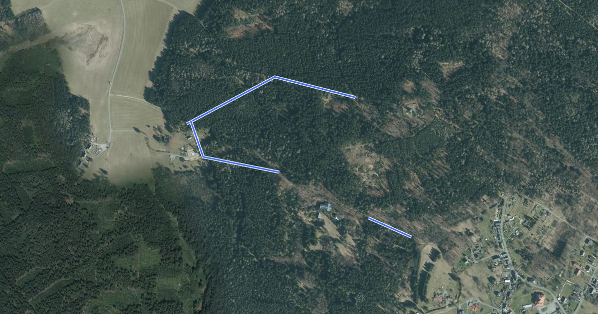 Маршрут Wanderweg grüner Schrägstrich на спутниковом снимке