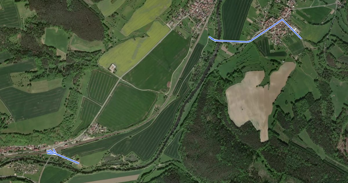 Маршрут Wanderweg Großeutersdorf - Rieseneck на спутниковом снимке
