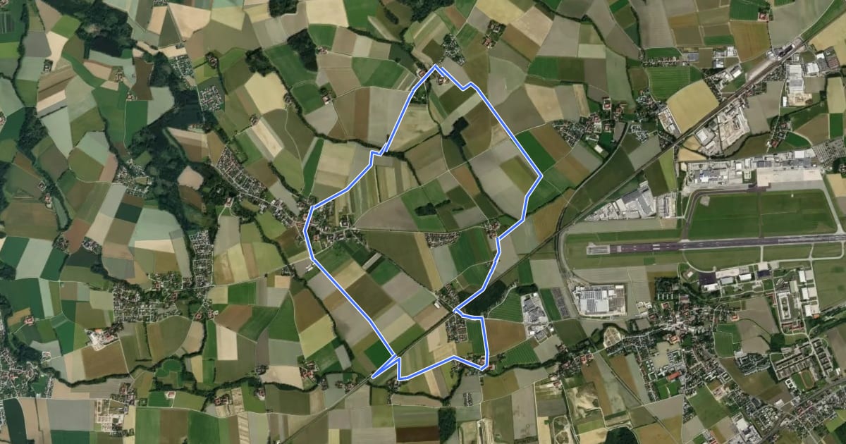 Маршрут Wanderweg Haltestellenrunde на спутниковом снимке