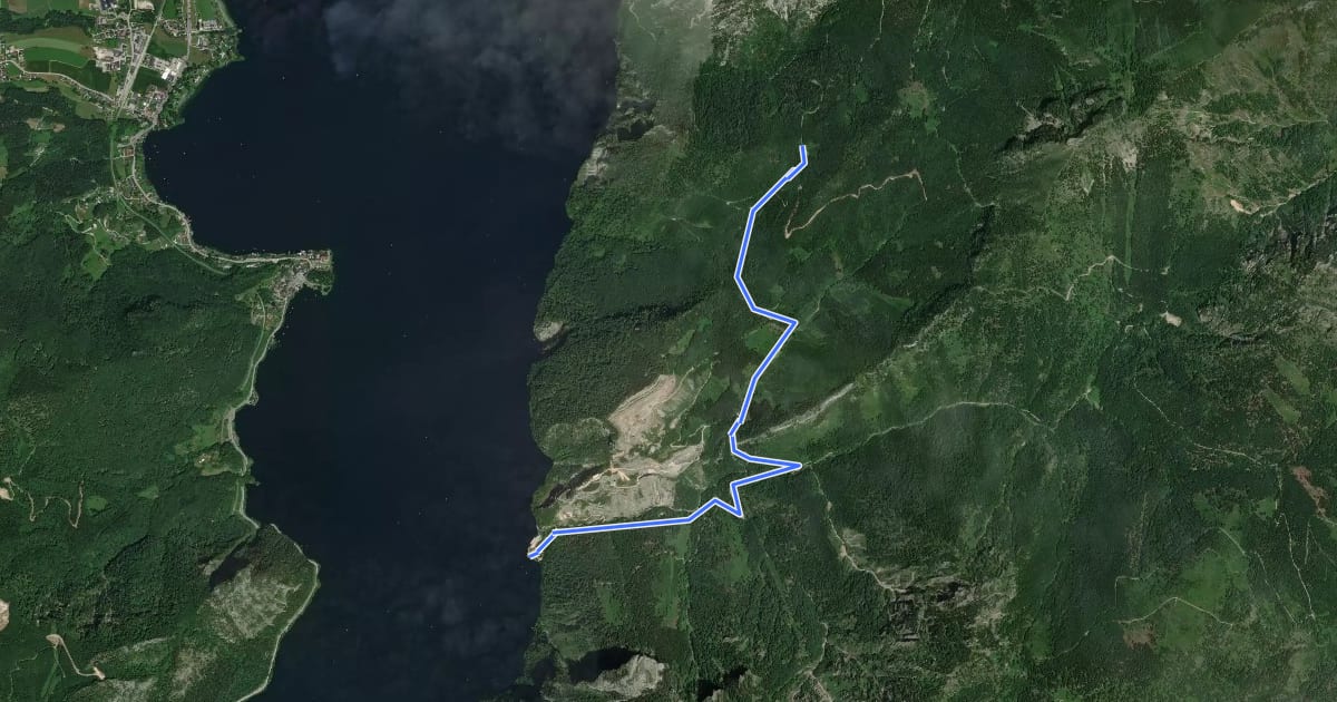 Маршрут Wanderweg Karbach на спутниковом снимке