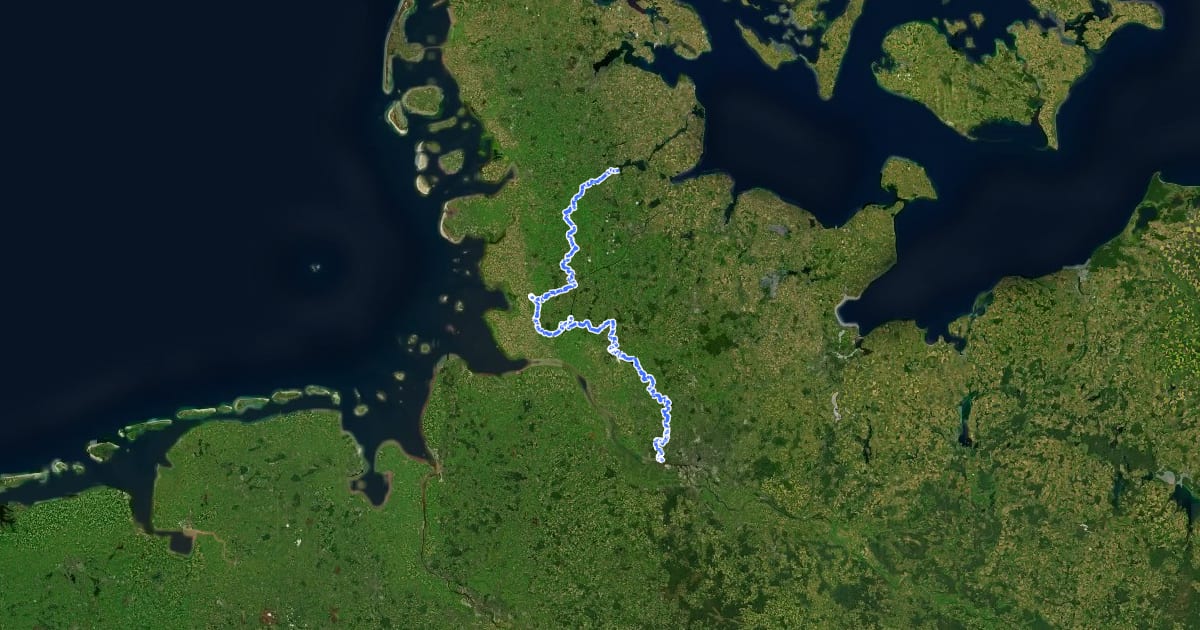 Маршрут Wanderweg Schlei-Eider-Elbe / Fernwanderweg E1, Schleswig-Holstein, Westvariante на спутниковом снимке