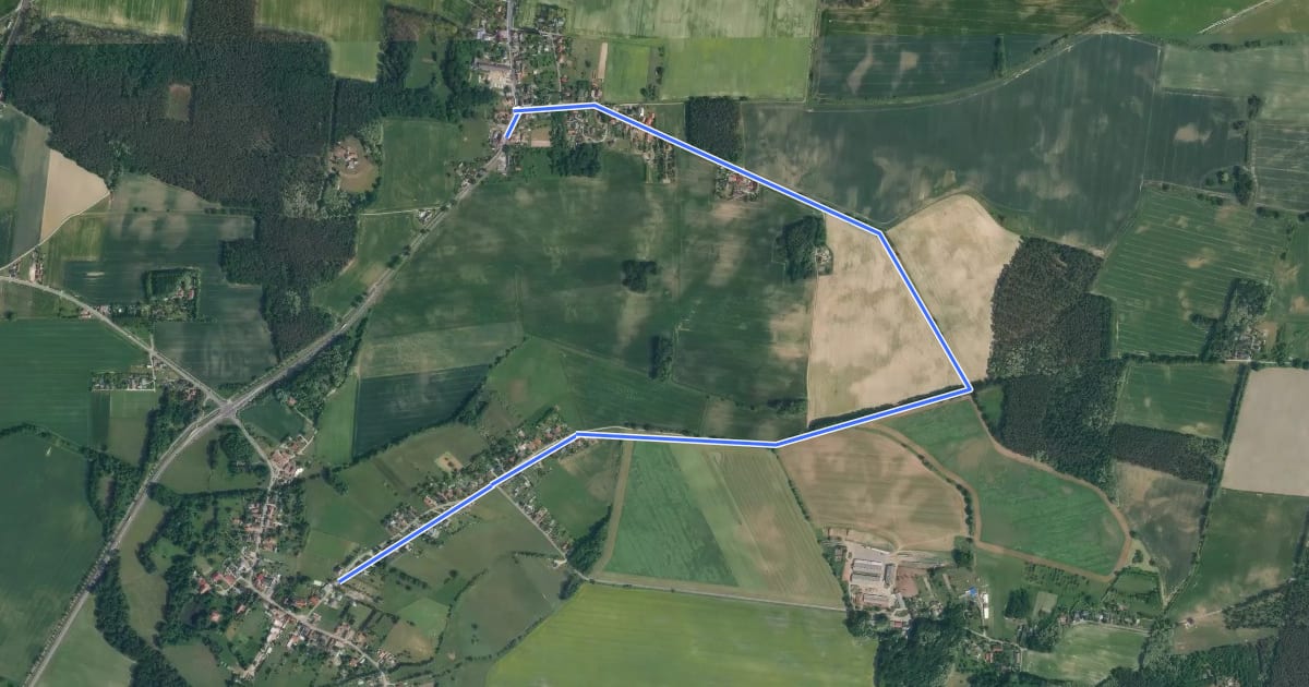 Маршрут Wanderweg Schorbus Vereinsheim - Klein Oßnig Gaststätte на спутниковом снимке