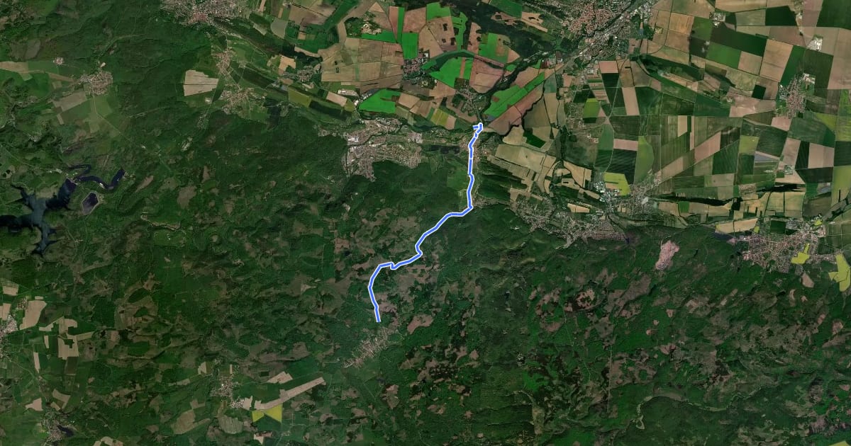 Маршрут Wanderweg Teufelsmauer - Stecklenberg - Friedrichsbrunn (grünes Dreieck) на спутниковом снимке