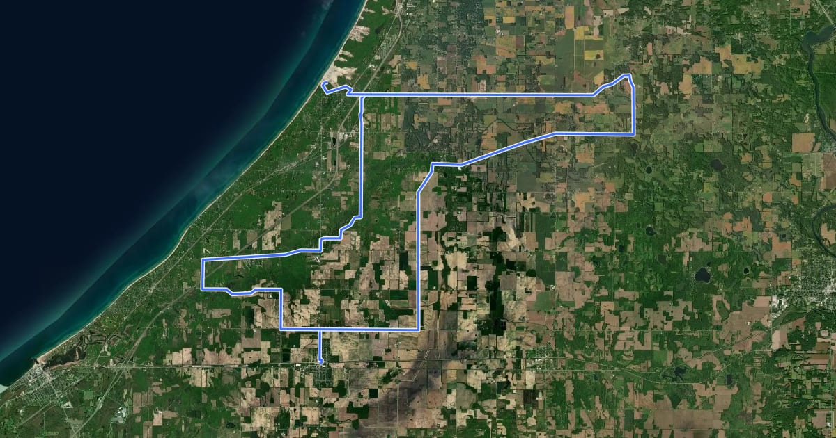 Маршрут Warren Dunes Trail на спутниковом снимке