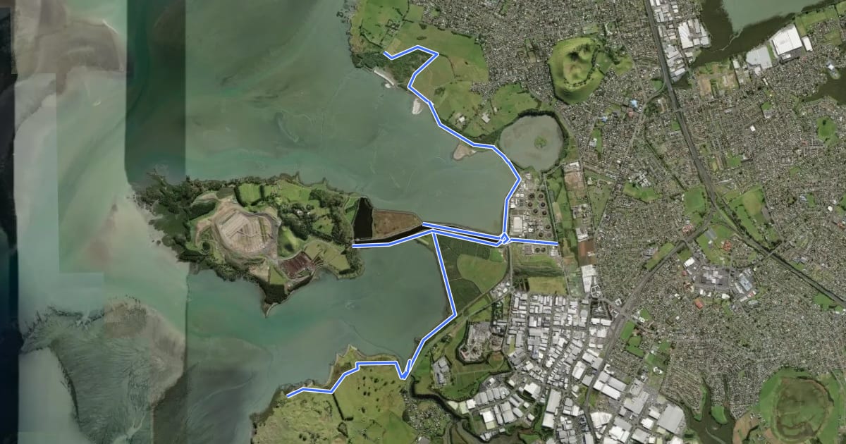 Маршрут Watercare Coastal Walkway на спутниковом снимке