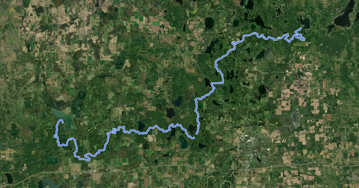Маршрут Waterloo-Pinckney Hiking Trail на спутниковом снимке