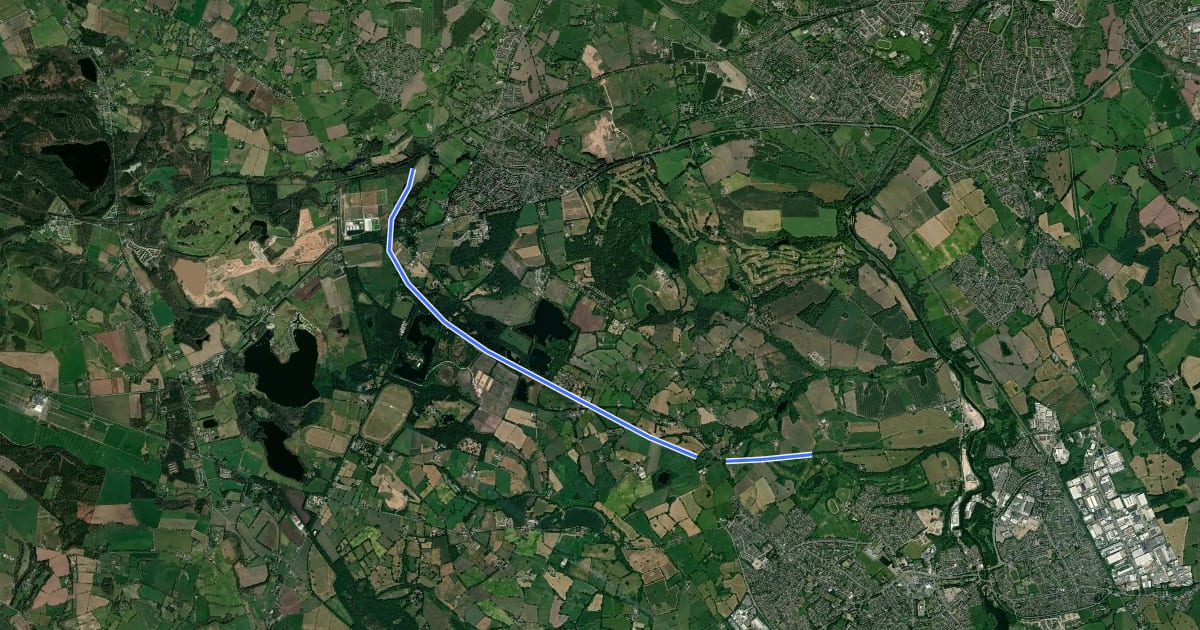 Маршрут Weaver Parkway на спутниковом снимке