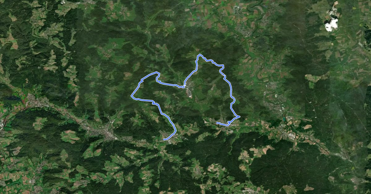 Маршрут Weg durch den Schwäbischen Wald на спутниковом снимке
