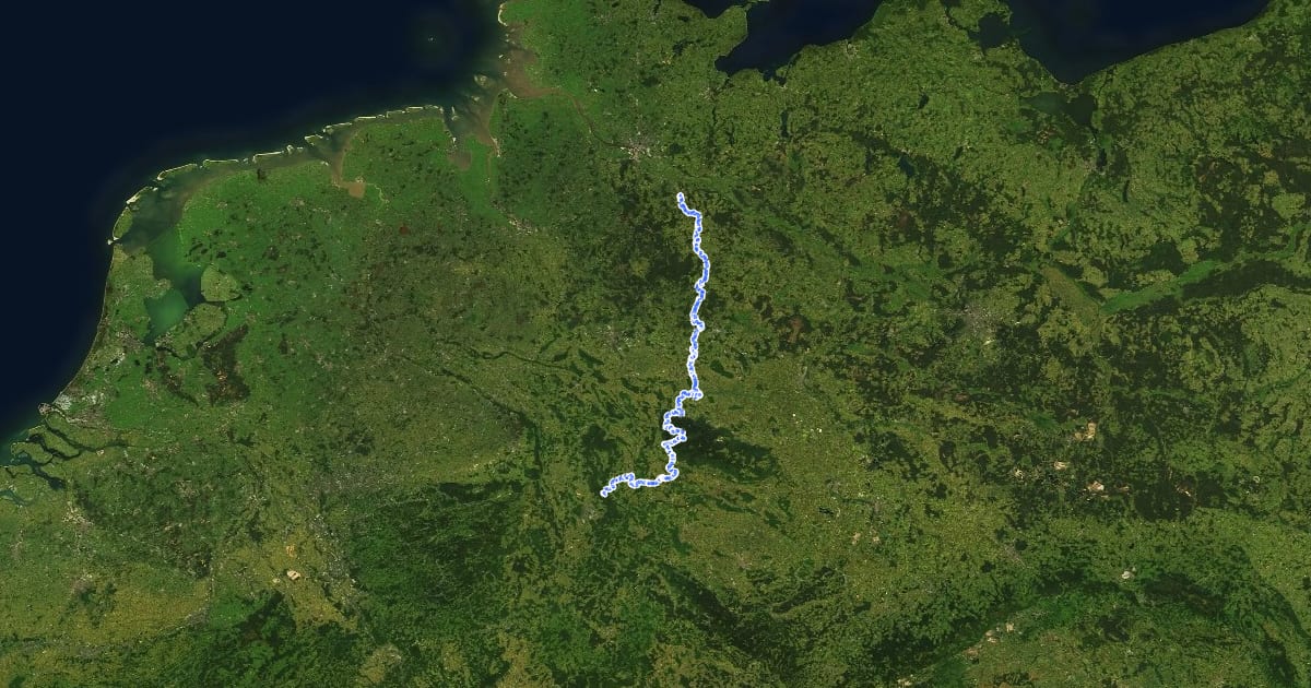 Маршрут Weser-Harz-Heide-Radfernweg на спутниковом снимке