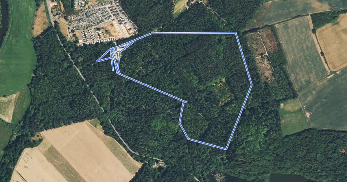 Маршрут White Admiral Walk, Comer Woods, Dudmaston Estate на спутниковом снимке