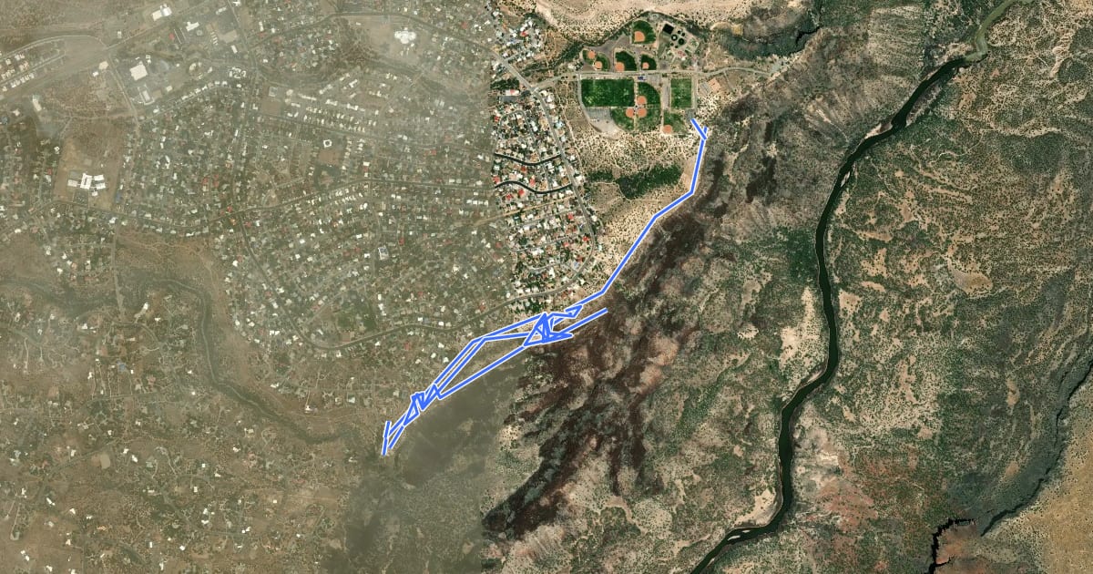 Маршрут White Rock Canyon Rim Trail на спутниковом снимке
