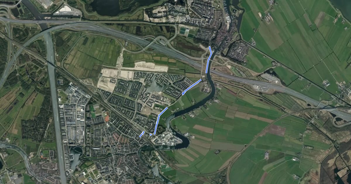 Маршрут WNW Gooi & Vechtstreek verbindingsroute 14-83 на спутниковом снимке