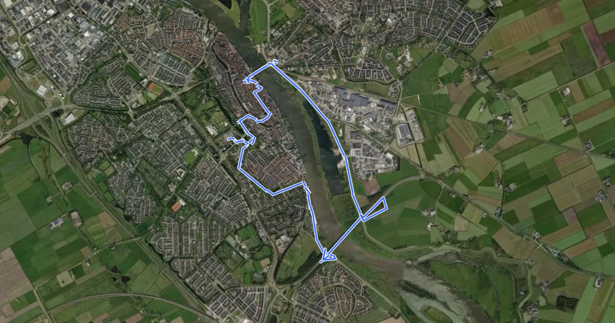Маршрут WNW IJsseldelta - d'Olde Zwarver/Kampen/Station Kampen - gele route на спутниковом снимке