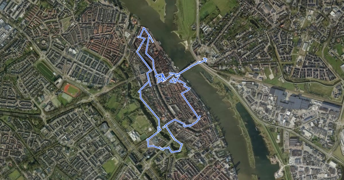 Маршрут WNW IJsseldelta - Kampen/Station Kampen - rode route на спутниковом снимке