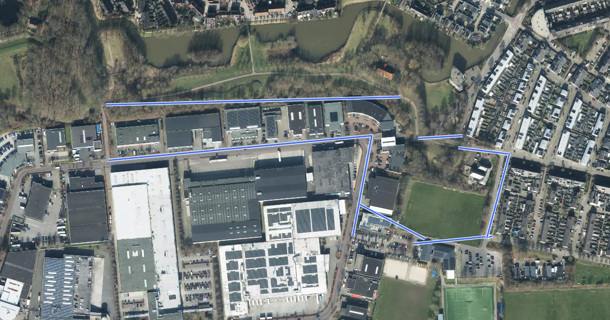Маршрут WNW Salland - Maagdenburgstraat/Solingenstraat - blauwe route на спутниковом снимке