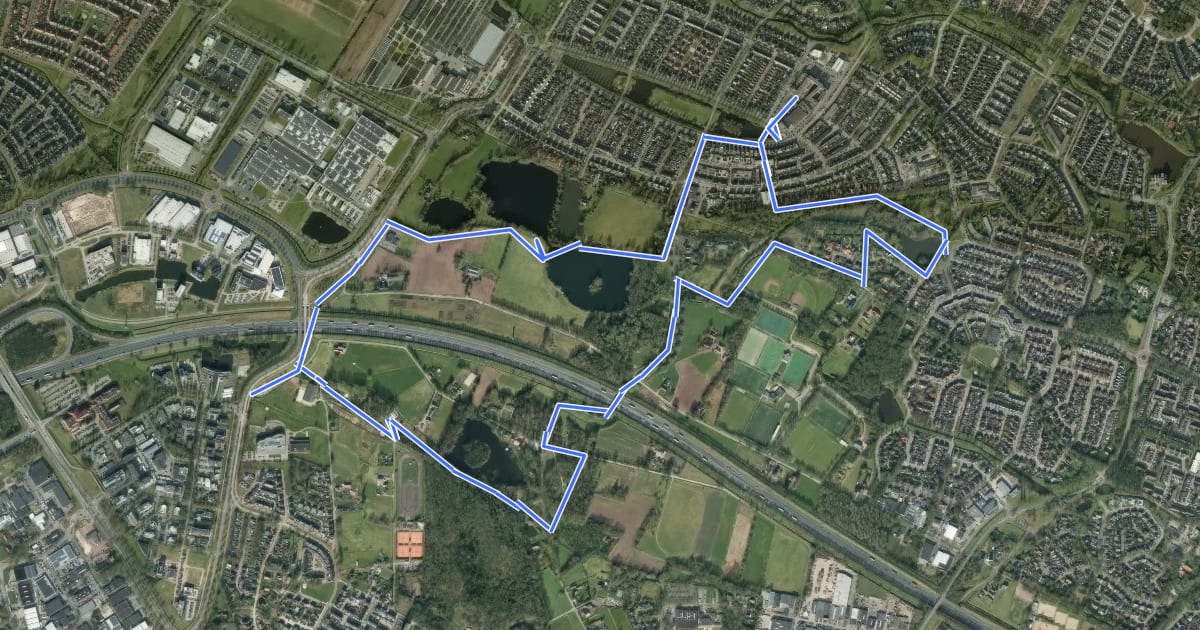 Маршрут WNW Twente - Slangenbeek / Weusthag - gele route на спутниковом снимке