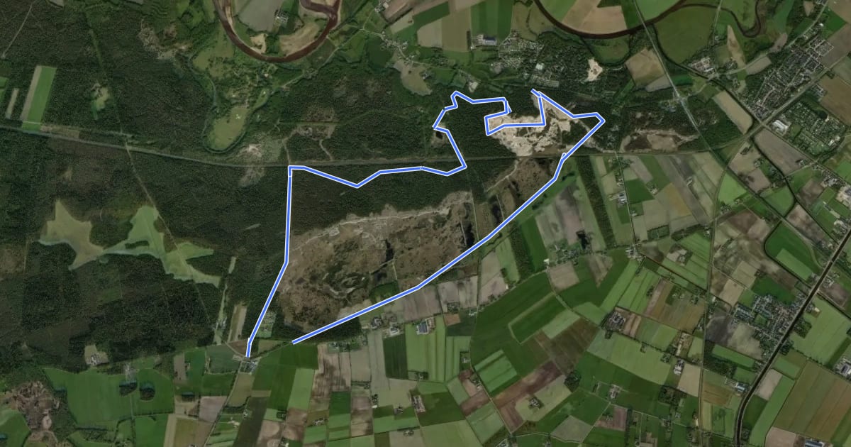 Маршрут WNW Vechtdal -Berzerpoort/Beerzerbulten - groene route на спутниковом снимке