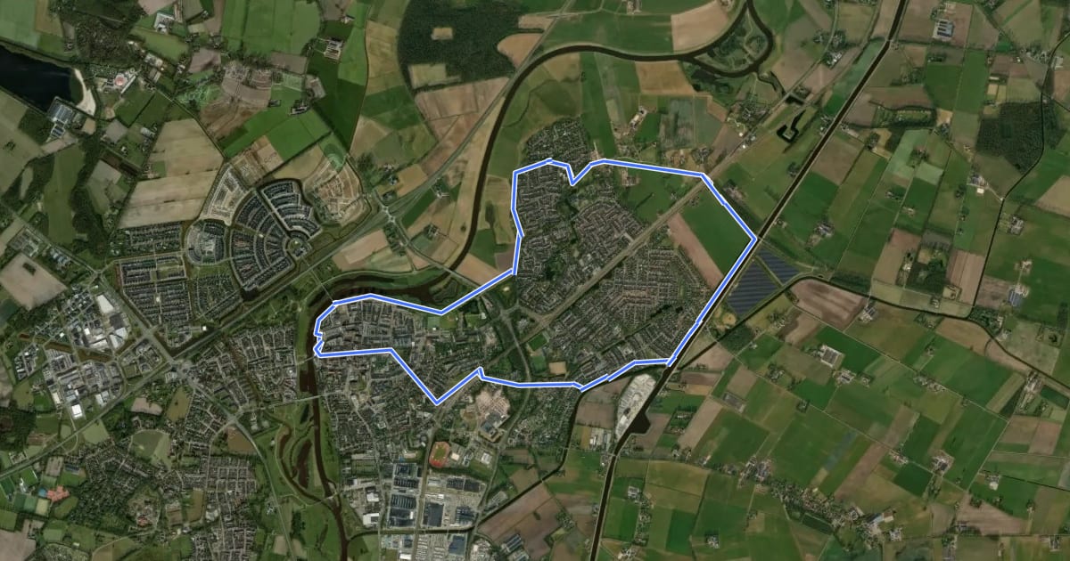 Маршрут WNW Vechtdal - Hardenberg - oranje route на спутниковом снимке