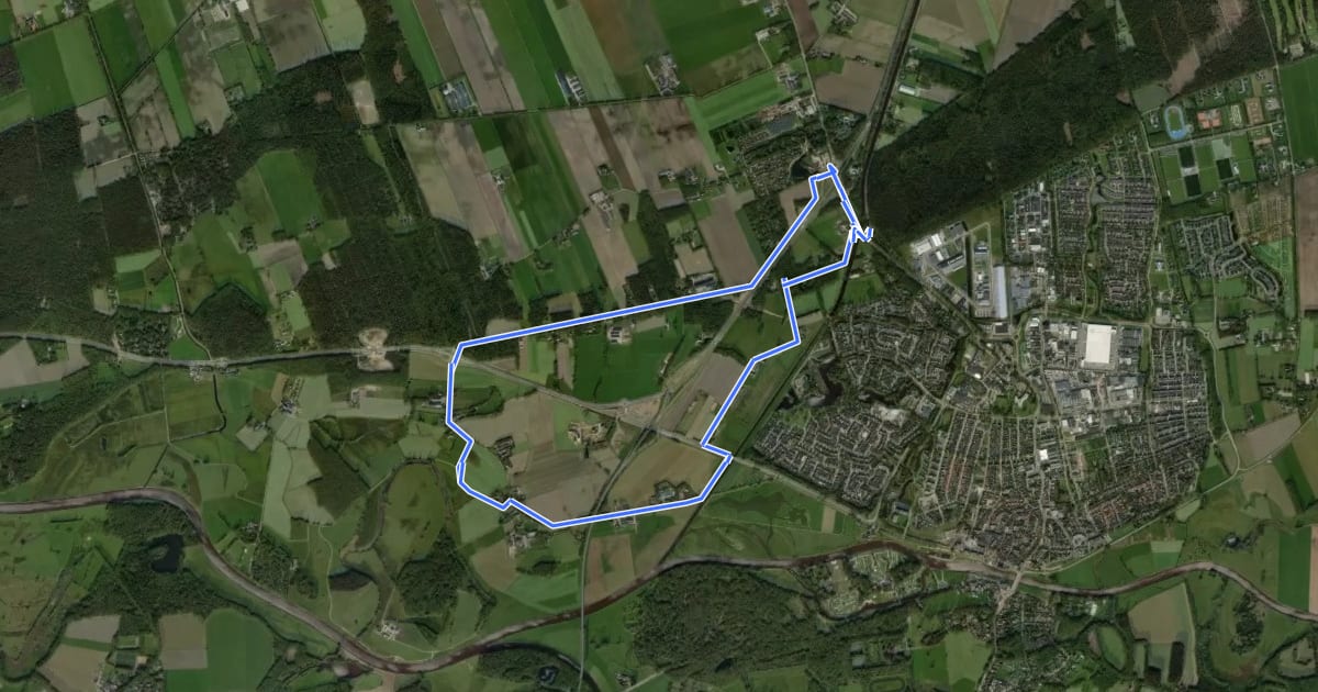 Маршрут WNW Vechtdal - Varsenerveld - blauwe route на спутниковом снимке