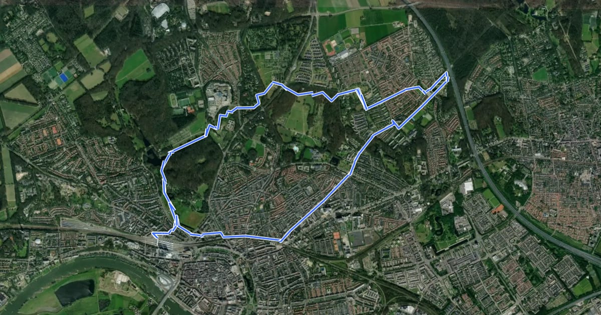 Маршрут WNW Veluwe - Arnhem-Station Noord - blauwe route на спутниковом снимке