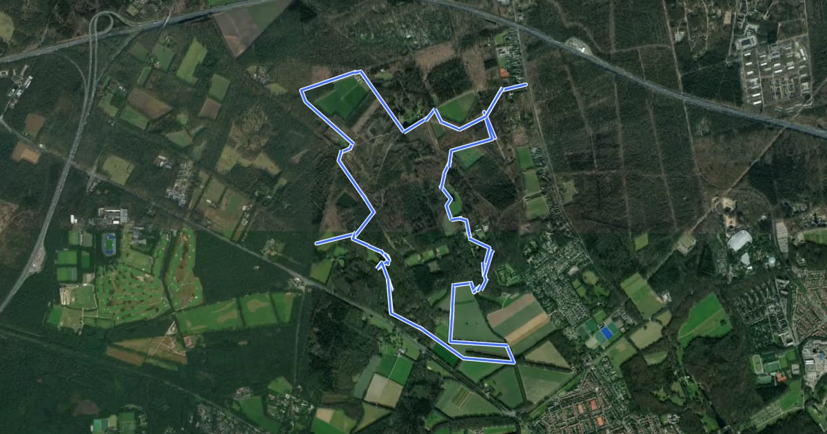 Маршрут WNW Veluwe - Bakenberg/Westerheide/Schaarsbergen - paarse route на спутниковом снимке