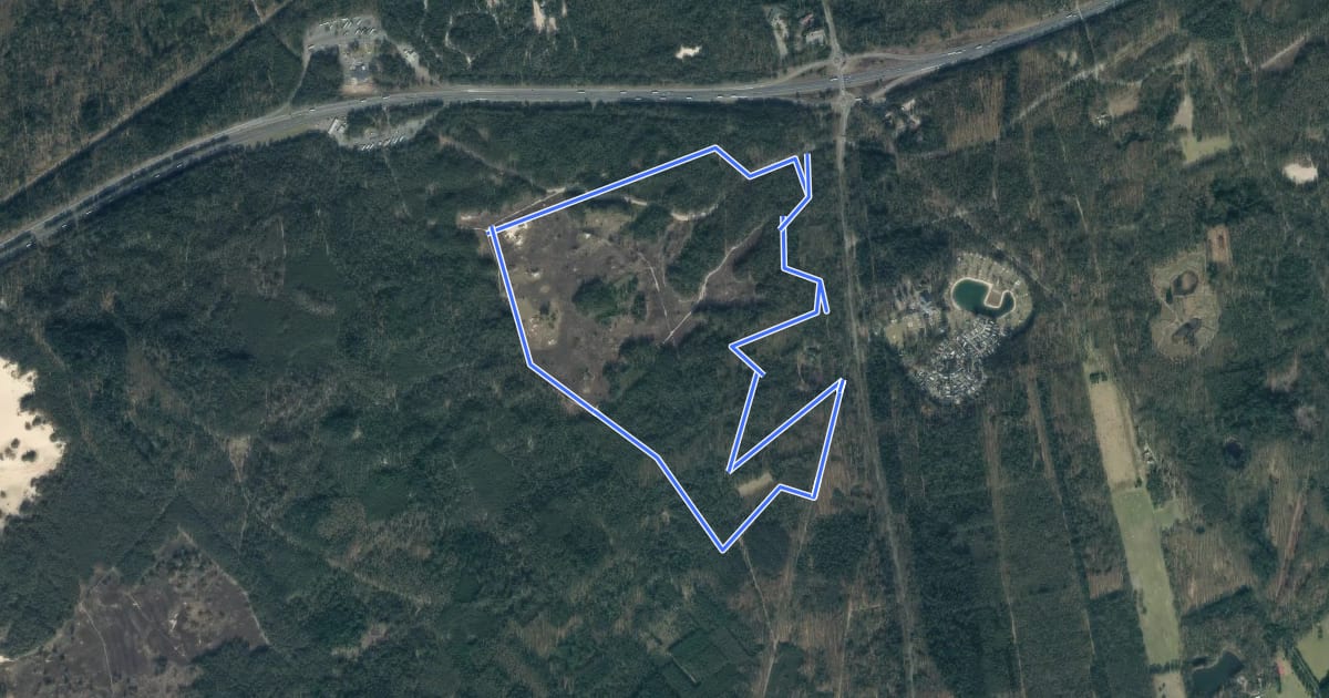 Маршрут WNW Veluwe - Hendriksbos - gele route на спутниковом снимке