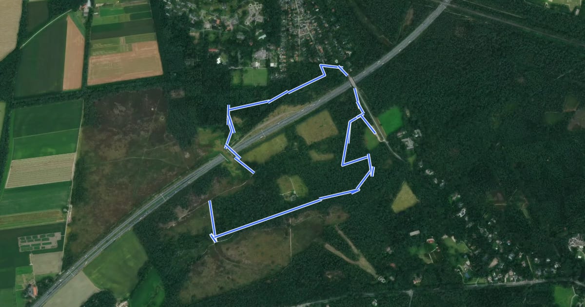 Маршрут WNW Veluwe - Hoog-Wolfheze - groene route на спутниковом снимке