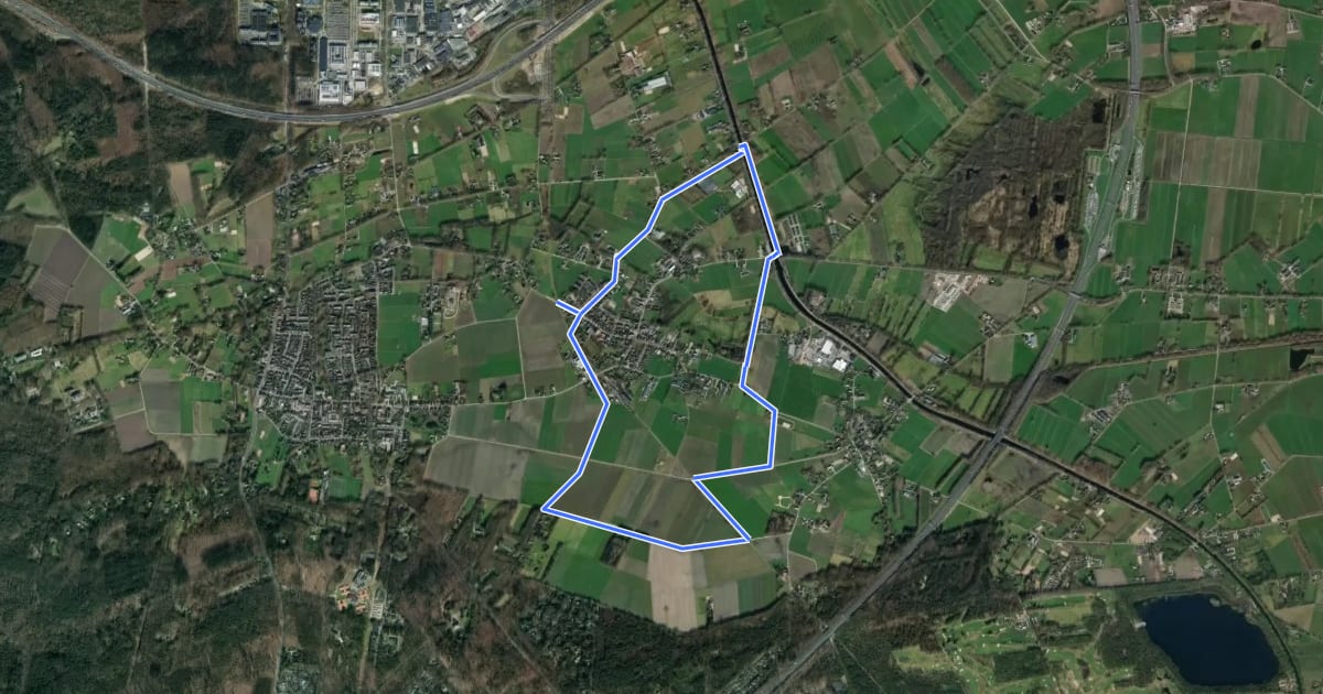 Маршрут WNW Veluwe -Lieren - gele route на спутниковом снимке