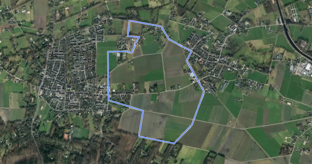Маршрут WNW Veluwe -Lieren - paarse route на спутниковом снимке
