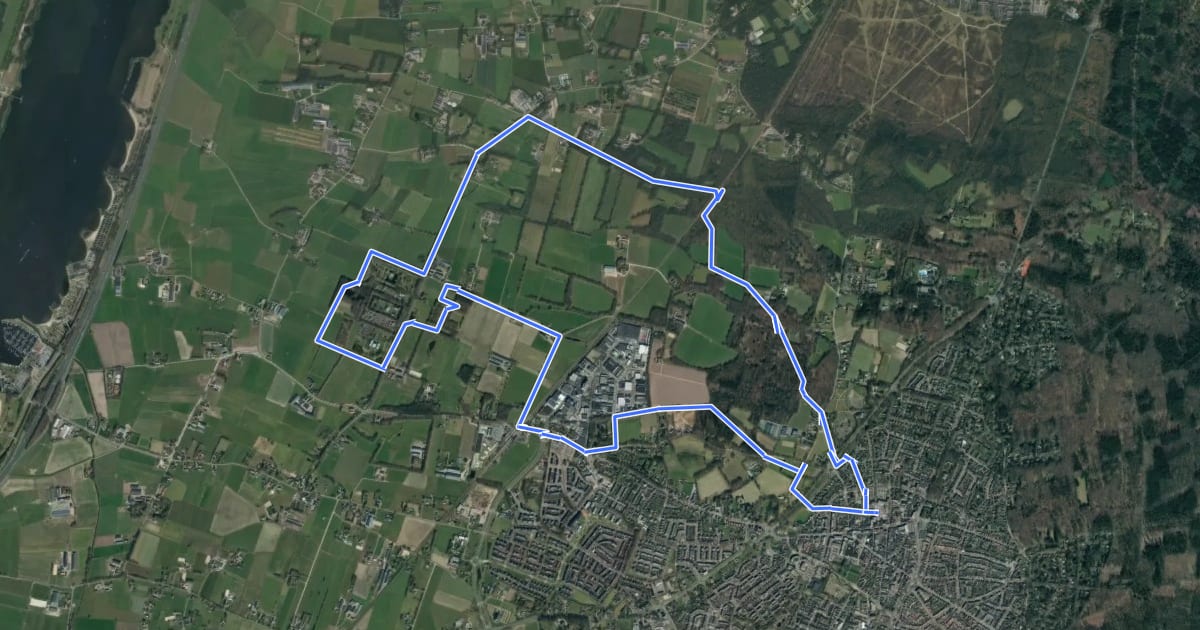Маршрут WNW Veluwe - Putten/Putten-Station - blauwe route на спутниковом снимке