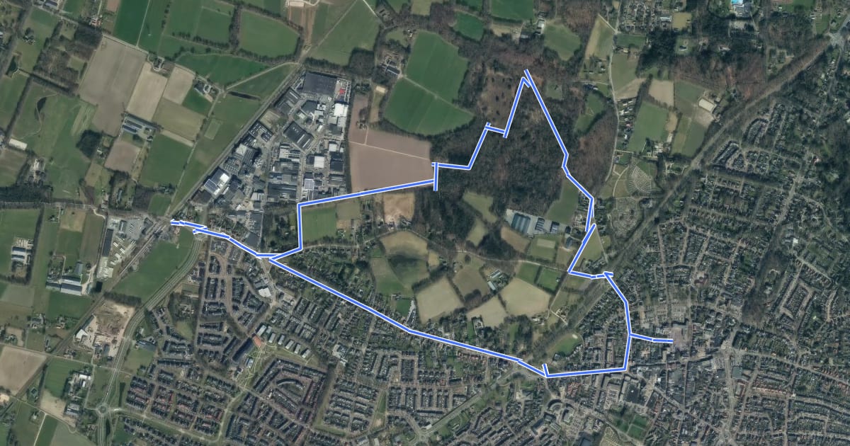 Маршрут WNW Veluwe - Putten/Putten-Station - rode route на спутниковом снимке