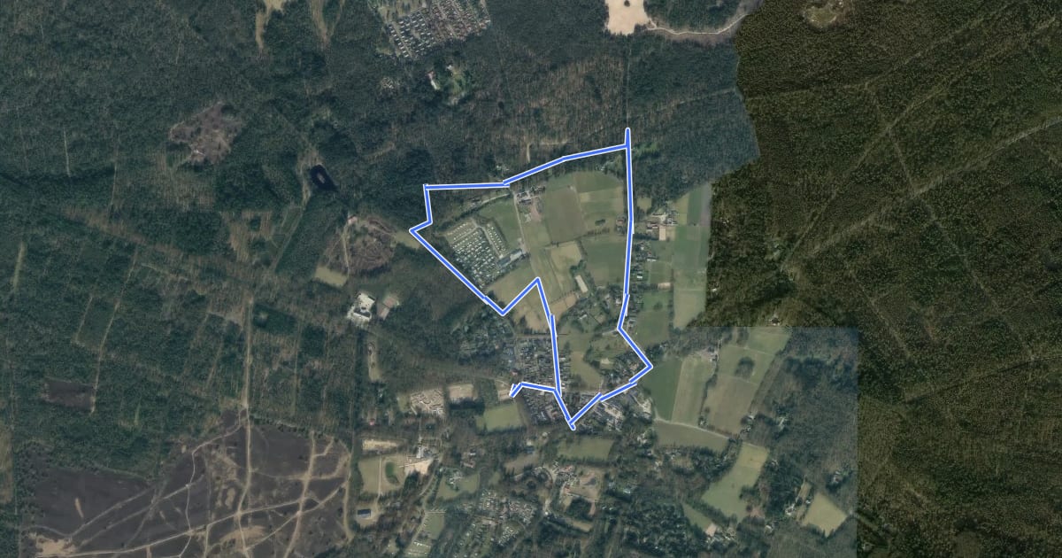 Маршрут WNW Veluwe - Vierhouten - gele route на спутниковом снимке