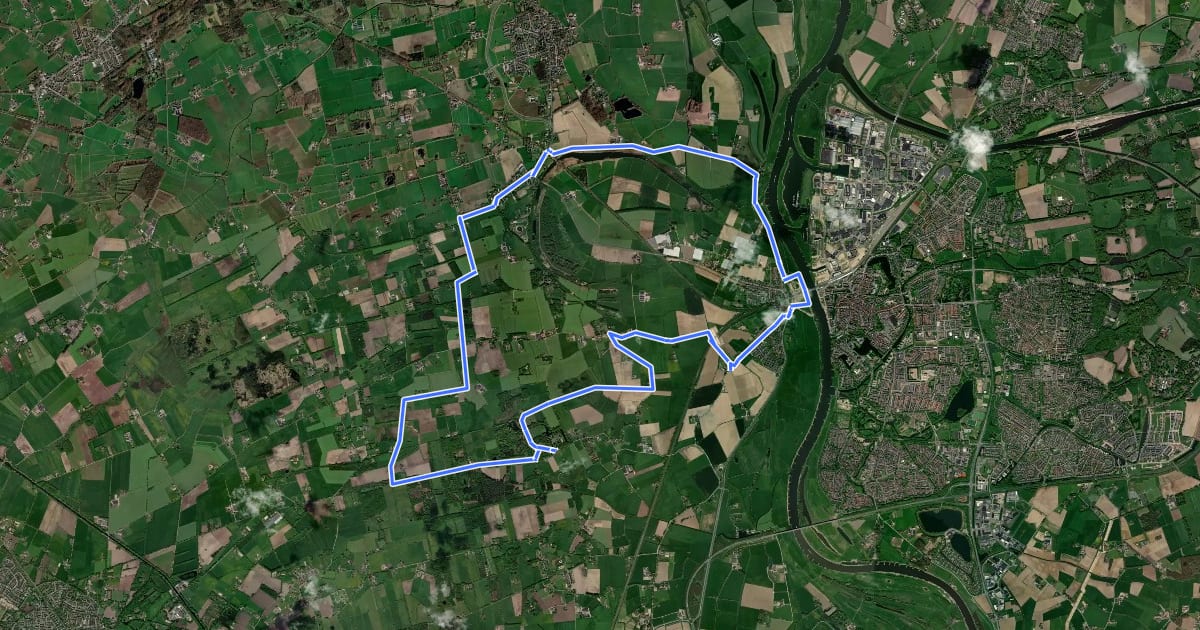Маршрут WNW Veluwe - Voorstonden/Station Voorst-Empe - gele route на спутниковом снимке