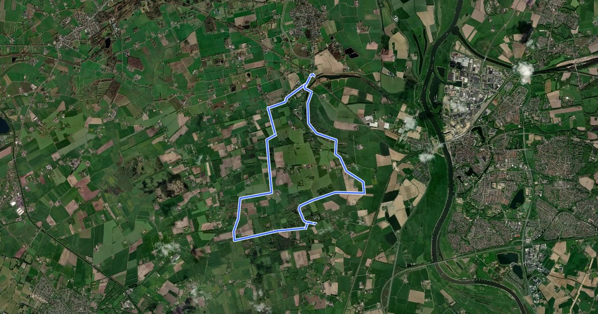 Маршрут WNW Veluwe - Voorstonden/Station Voorst-Empe - oranje route на спутниковом снимке