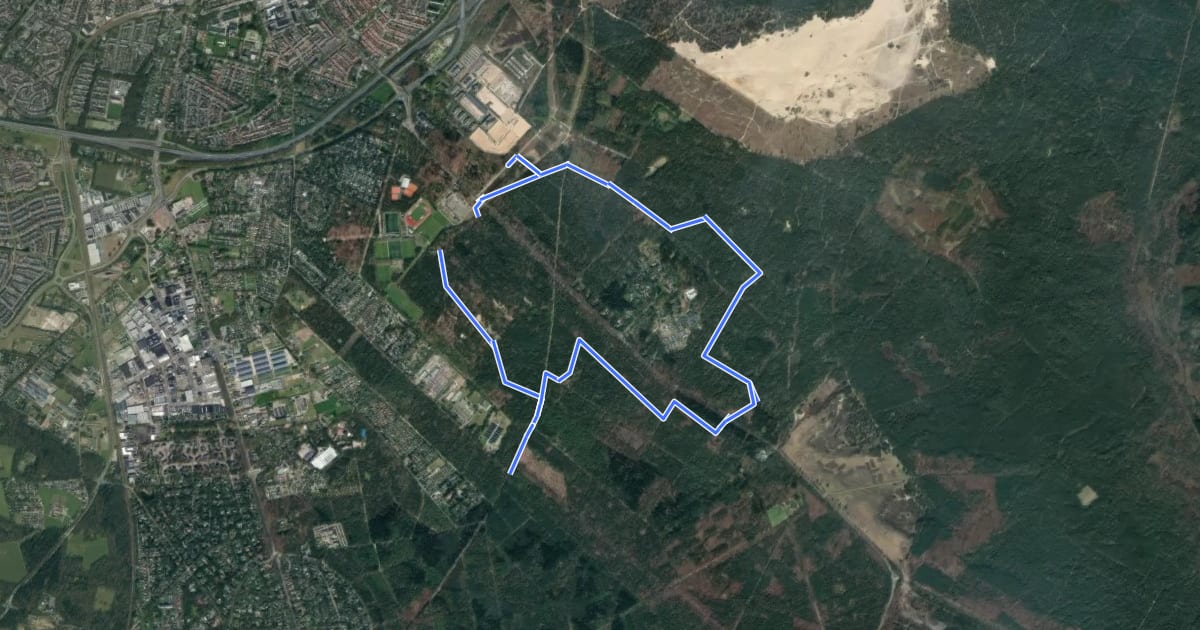 Маршрут WNW Veluwe - Watertorenweg/Strokelbos/De Haspel - gele route на спутниковом снимке