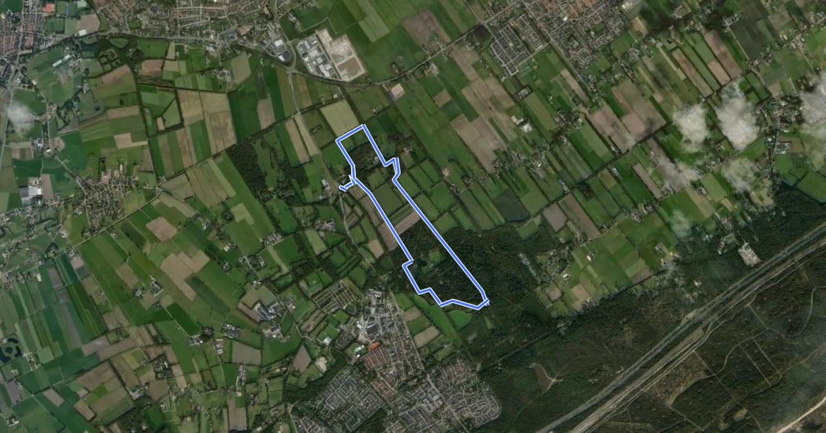 Маршрут WNW Veluwe - Zwaluwenburg - rode route на спутниковом снимке