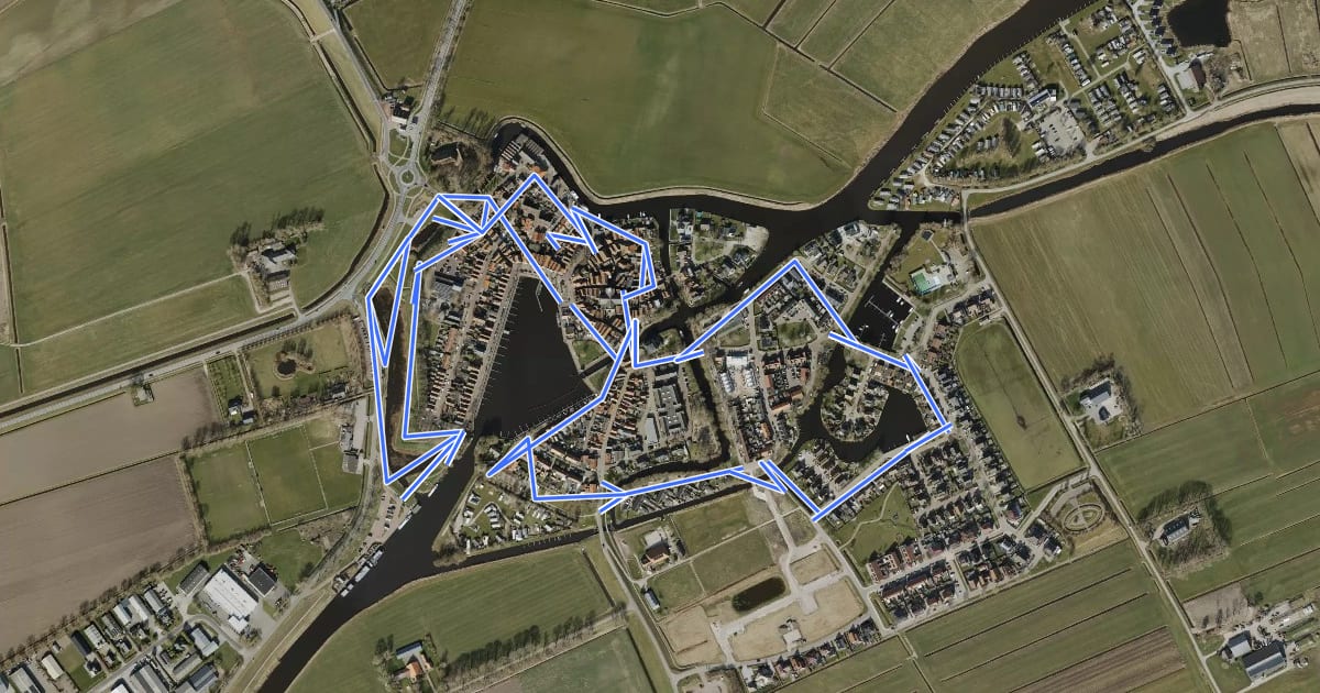 Маршрут WNW WaterReijk - Blokzijl- paarse route на спутниковом снимке