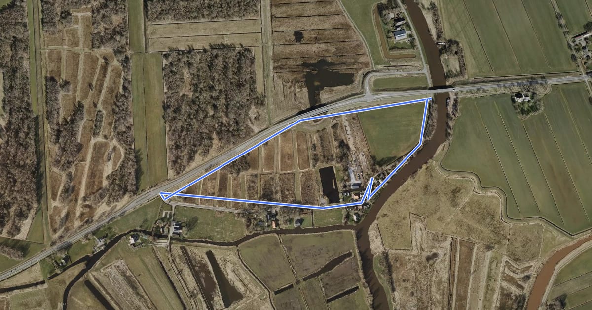 Маршрут WNW WaterReijk - Muggenbeet - oranje route на спутниковом снимке