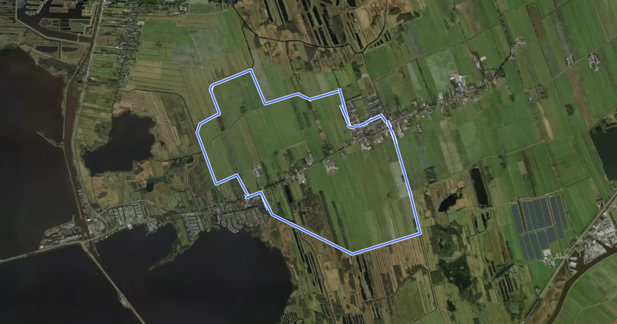 Маршрут WNW WaterReijk - Wanneperveen - groene route на спутниковом снимке