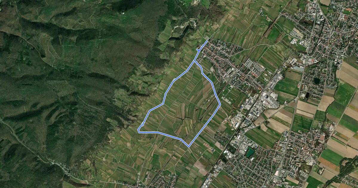 Маршрут Wohn Traum Runde bei Gumpoldskirchen на спутниковом снимке