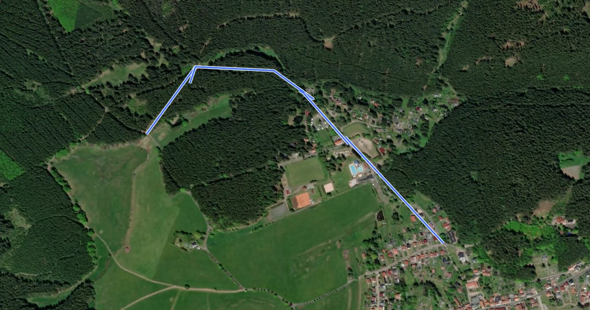 Маршрут Ww Finsterbergen - Richtung Friedrichroda Anschluß an Ww mit Markierung gelbes Dreieck на спутниковом снимке