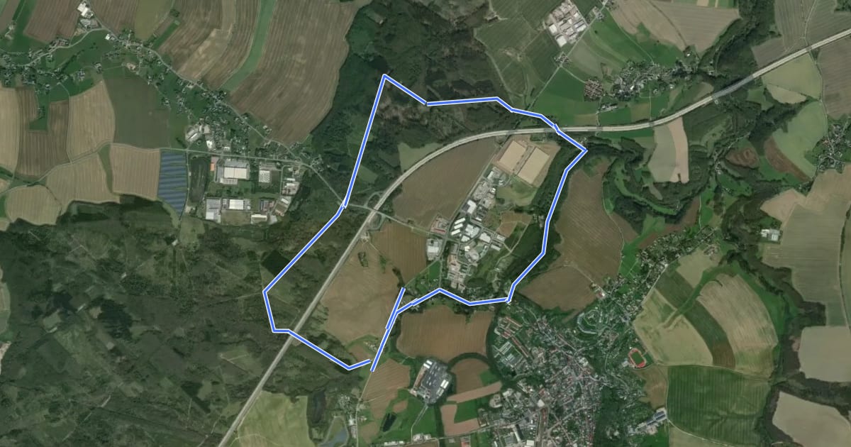 Маршрут Ww Hainichen- Rossauer Wald-Schlegel-Hainichen, Markierung mangelhaft на спутниковом снимке