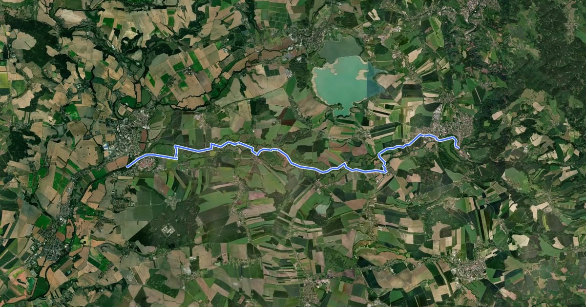 Маршрут [Z] Josefov - most - Josefovské louky - Krčín - Nové Město nad metují на спутниковом снимке
