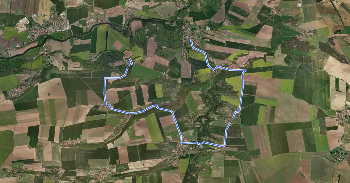 Маршрут [Z] Kostelec nad Ohří - Budyně nad Ohří на спутниковом снимке
