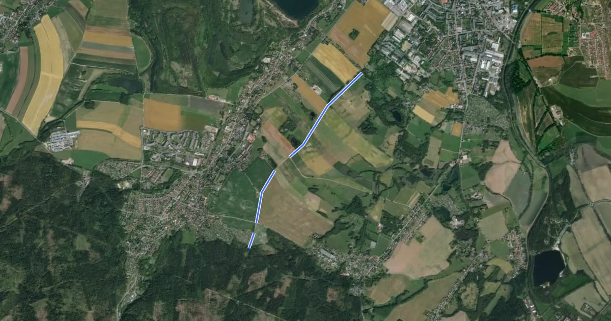 Маршрут Zittau-Napoleonslinde-Olbersdorf (gelber Punkt) на спутниковом снимке