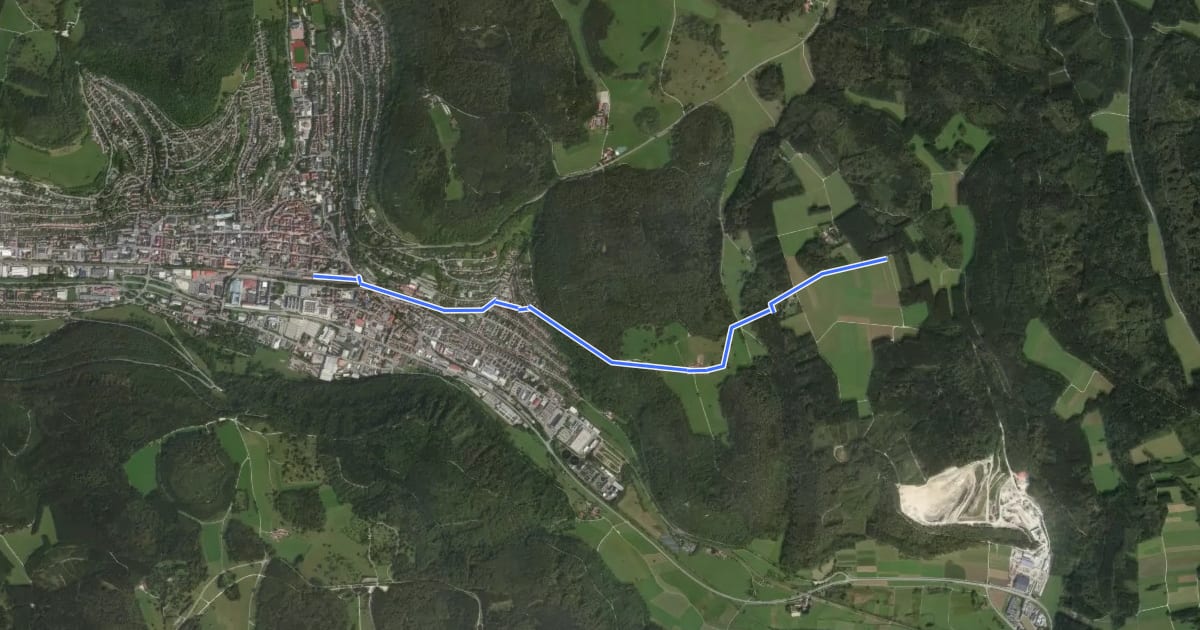 Маршрут Zugangsweg - Ebingen - Weg Nr. 3 - Bahnhof Ebingen - Fohlenweide - Wanderparkplatz Roßberg на спутниковом снимке